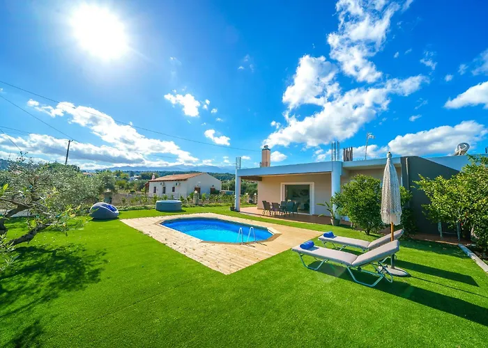Villa Lima Pool & Jacuzzi Chania