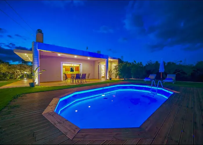 Villa Lima Pool & Jacuzzi Chania